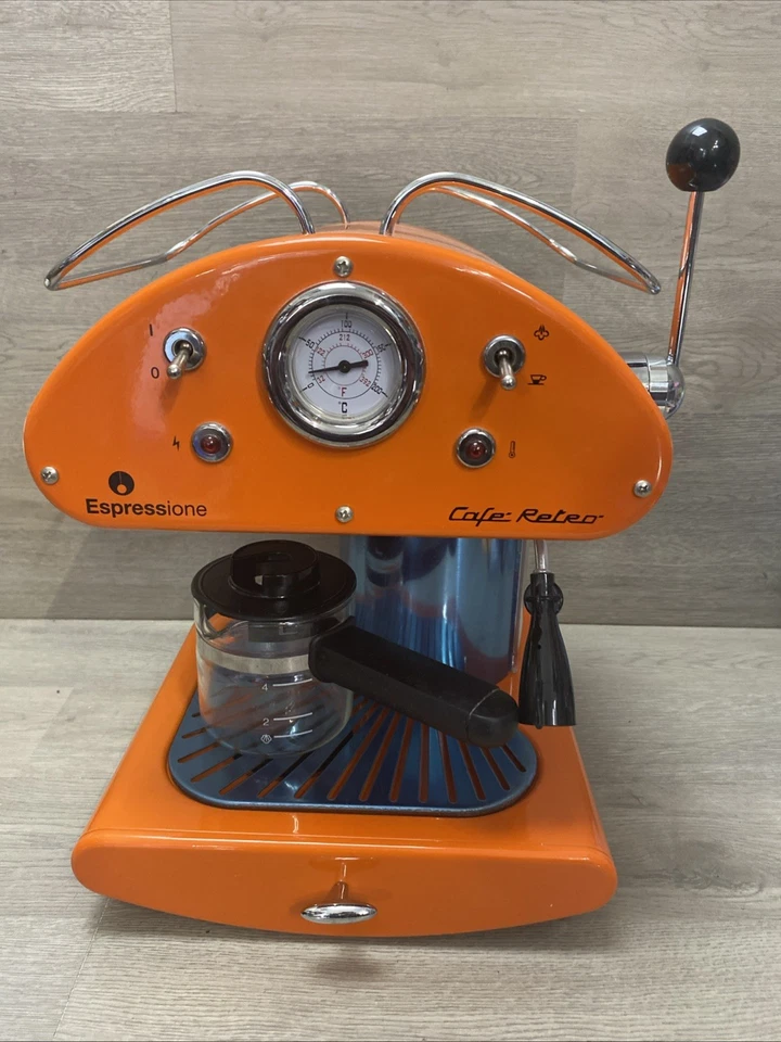 MÁQUINA DE CAFÉ ESPRESSO RETRO EXPRESSIONE Modelo #13850 Foto 2 de 4
