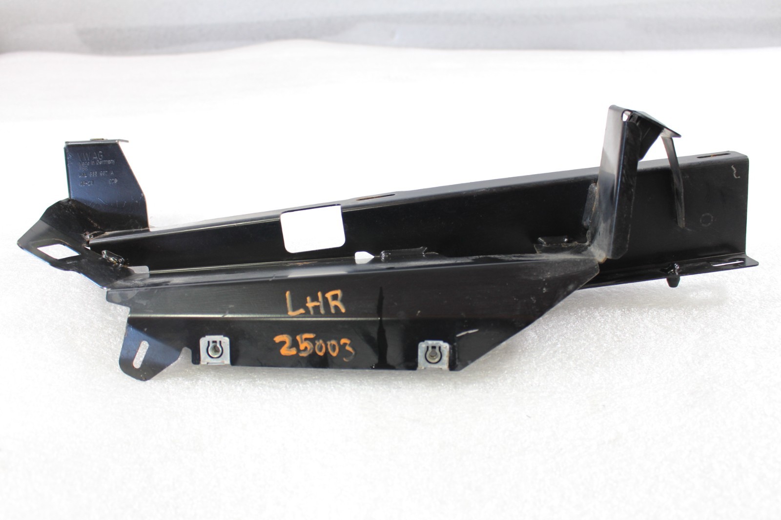 Lamborghini Urus Rear Left Pillar P/N 4ML885967A