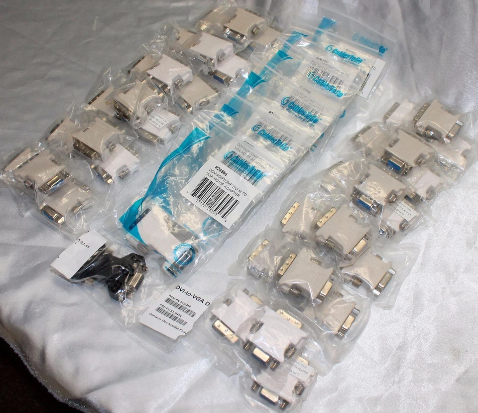 DVI (M) TO VGA (F) VIDEO ADAPTERS ~ 21 PIECE LOT ~ BRAND NEW!  ~ LOW LOW PRICE! - Image 4 of 4