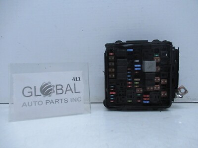 2016 CADILLAC CTS 2.0L UNDER HOOD ENGINE COMPARTMENT FUSE RELAY BOX OEM