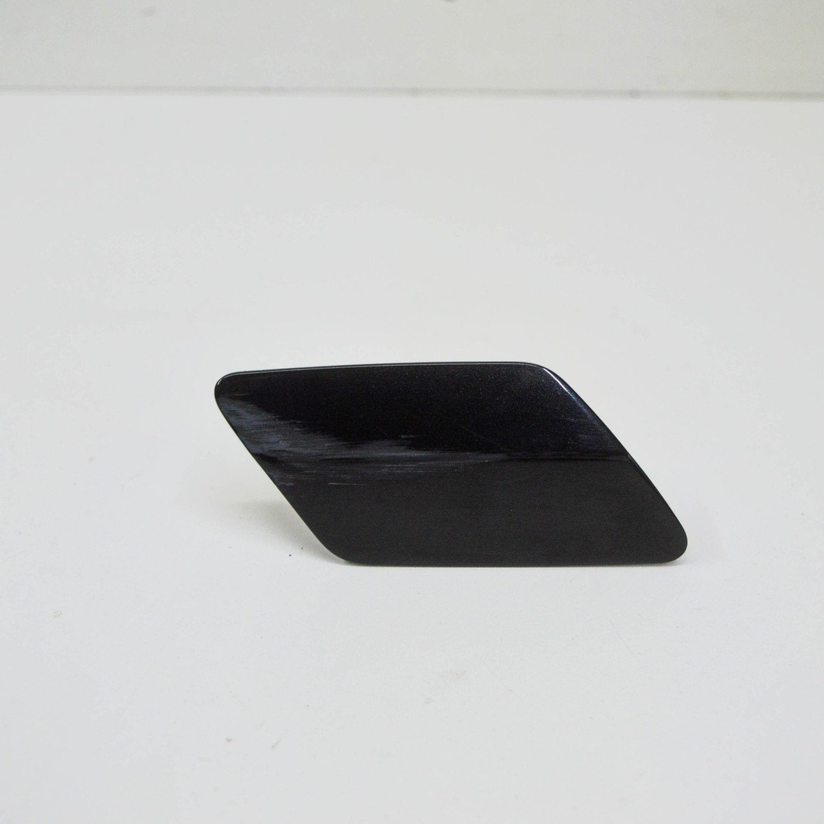 BMW 5 G30 2017 Right Side Headlight Washer Cover Cap 7385458  
