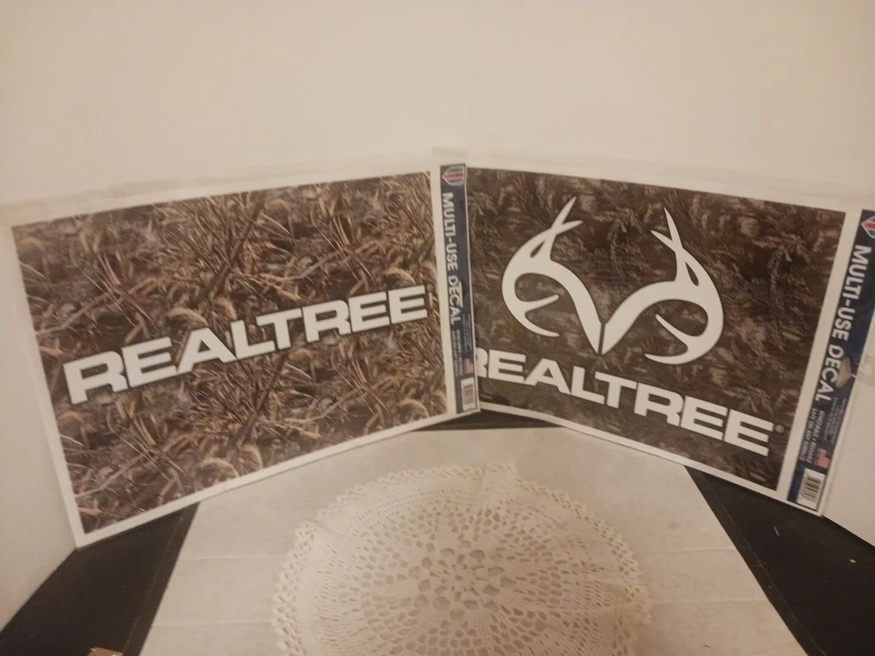 Set Of 2 REALTREE Multi-Use Decals. Antlers Camo Hunting Woods 17" New- Sealed. - Image 2 of 4