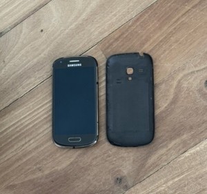 Samsung Galaxy S3 mini Ungeprüft Display Lcd Touch Deckel Etc Ok Braun Schwarz