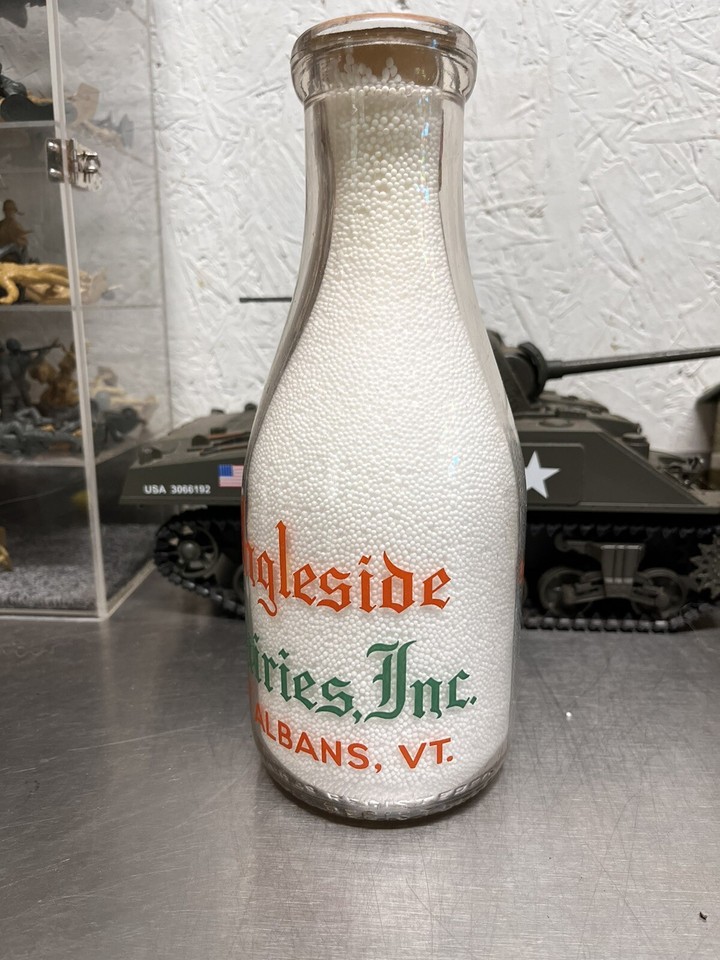 Ingleside Dairies Inc. Two Color Milk Bottle Quart St. Albans