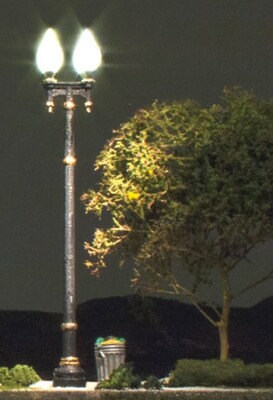 3 Woodland Scenics Just Plug Double Lamp Post Street Lights N Scale JP5640