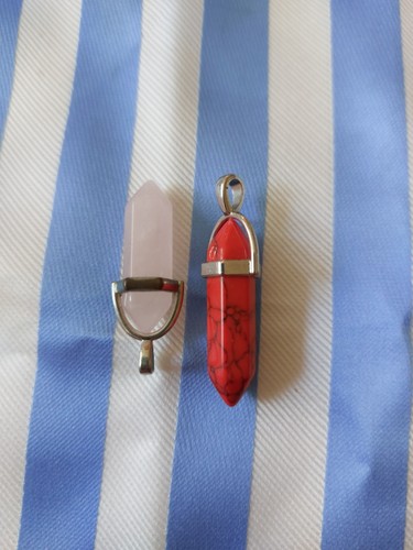 Jaspis- und Rosenquarz-Edelstein Anhänger