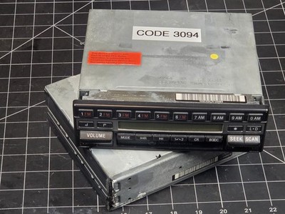 Mercedes-Benz Becker Grand Prix BE 1432 Radio Stereo Works Great