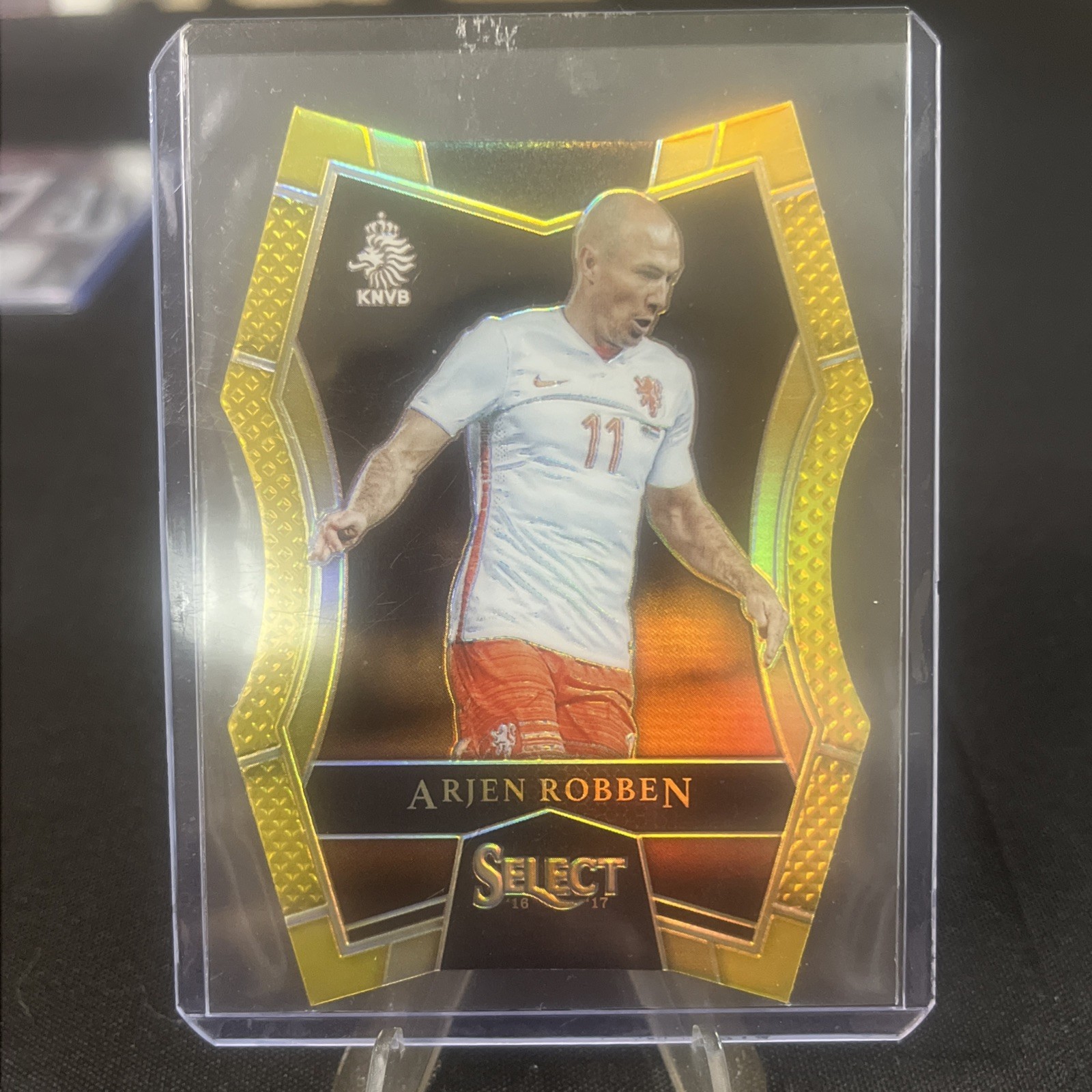 2017 Panini Select Soccer Gold Prizm 03/10 Arjen Robben Dinged Corner