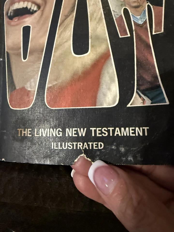 VTG Reach Out The New Testament Illustrated 9th Printing 1972 Bible - Image 3 of 4