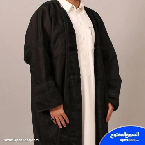 A warm Bisht velvet fur coat in that protects against snow فروة عربية رجالية - Picture 4 of 4