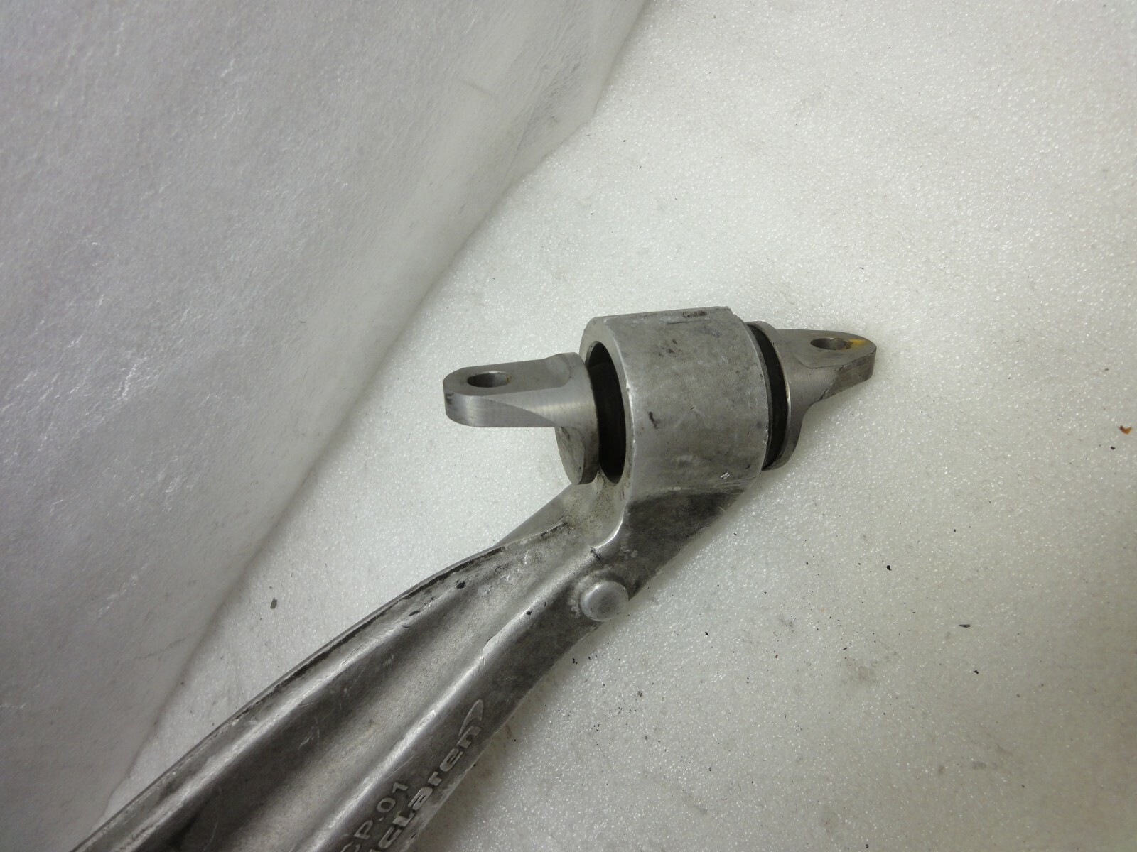 2013-2015 McLAREN MP4-12C LEFT FRONT DRIVER SIDE LOWER CONTROL ARM OEM 11B0067CP