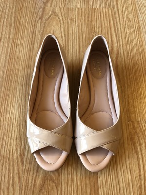 melina criss cross open toe wedge