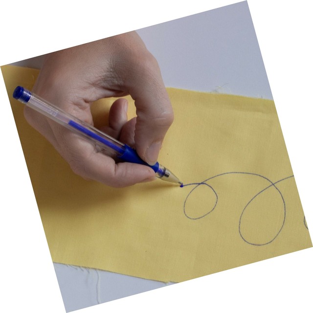 Madam Sew Heat Erasable Fabric Marking Pens with 4 Refills for Quilting