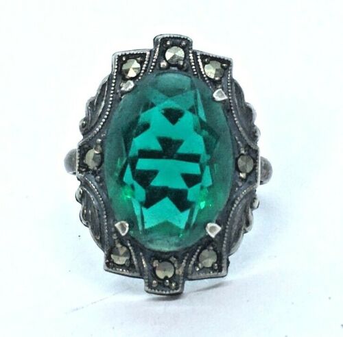 Vintage Sterling Silver 40's 50's Art Deco Marcasite Emerald green stone ring  - Picture 1 of 5