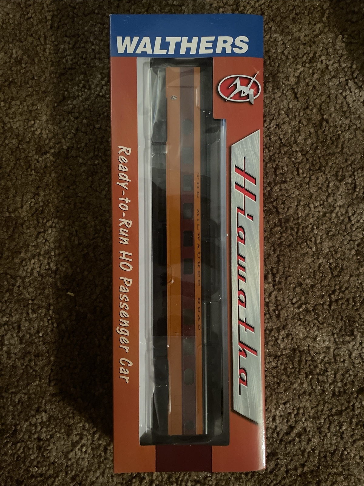 HO Walthers Hiawatha Complete 10 Car Passenger Train Set NEW w/ Proto