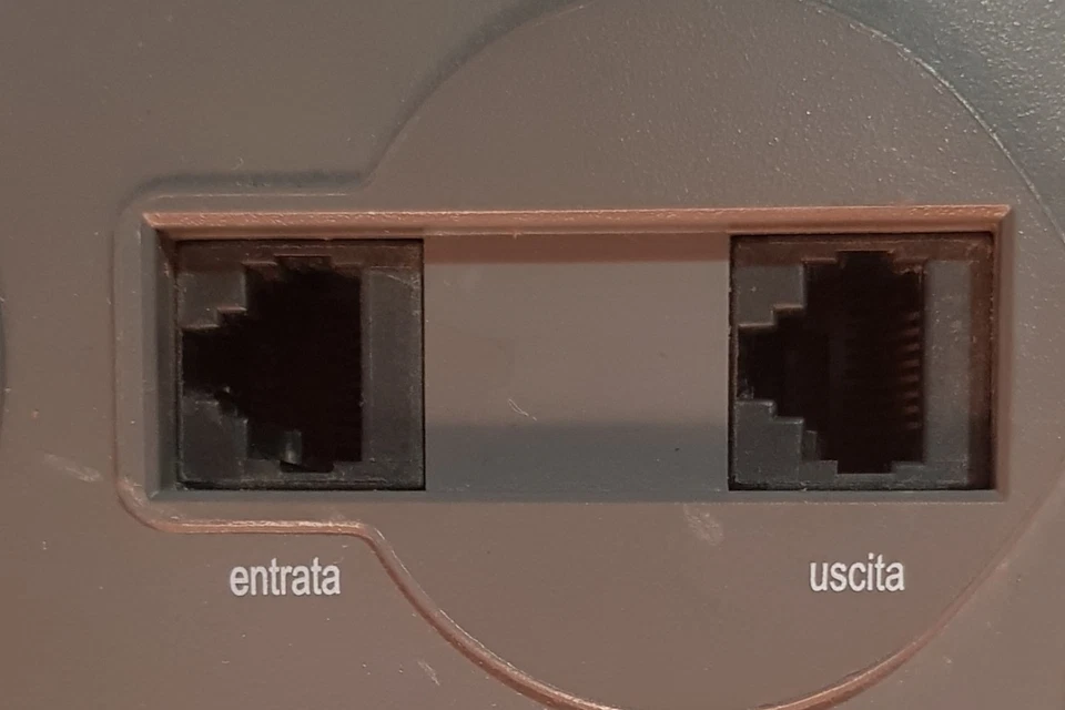 Ciabatta BELKIN SurgeMaster - 7 Prese Shuko + RJ 11 (Router)+Coassiale (Antenna) - Immagine 4 di 4