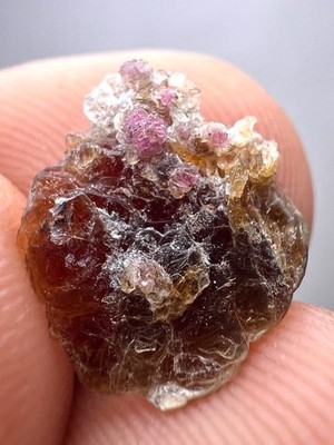 2 Ct. Extremely Rare Ruby Crystals On Mica - Jagdalek, AFG