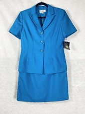 Le Suit 2PC Skirt Suit Women  s Petite 10P Blue Blazer Button Short Sleeve New