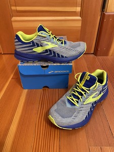 neon yellow running shoes