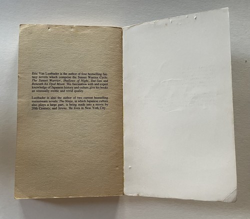 Beneath an Opal Moon Book Four of the Sunset Warrior Cycle Eric V Lustbader 1982 - Imagen 8 de 10
