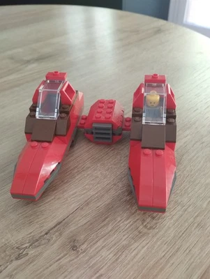 LEGO Star Wars 7119 Twin-Pod Cloud Car