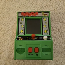 Frogger Retro Arcade Mini Frogge Arcade Game Handheld Konami Fun Tested Working 