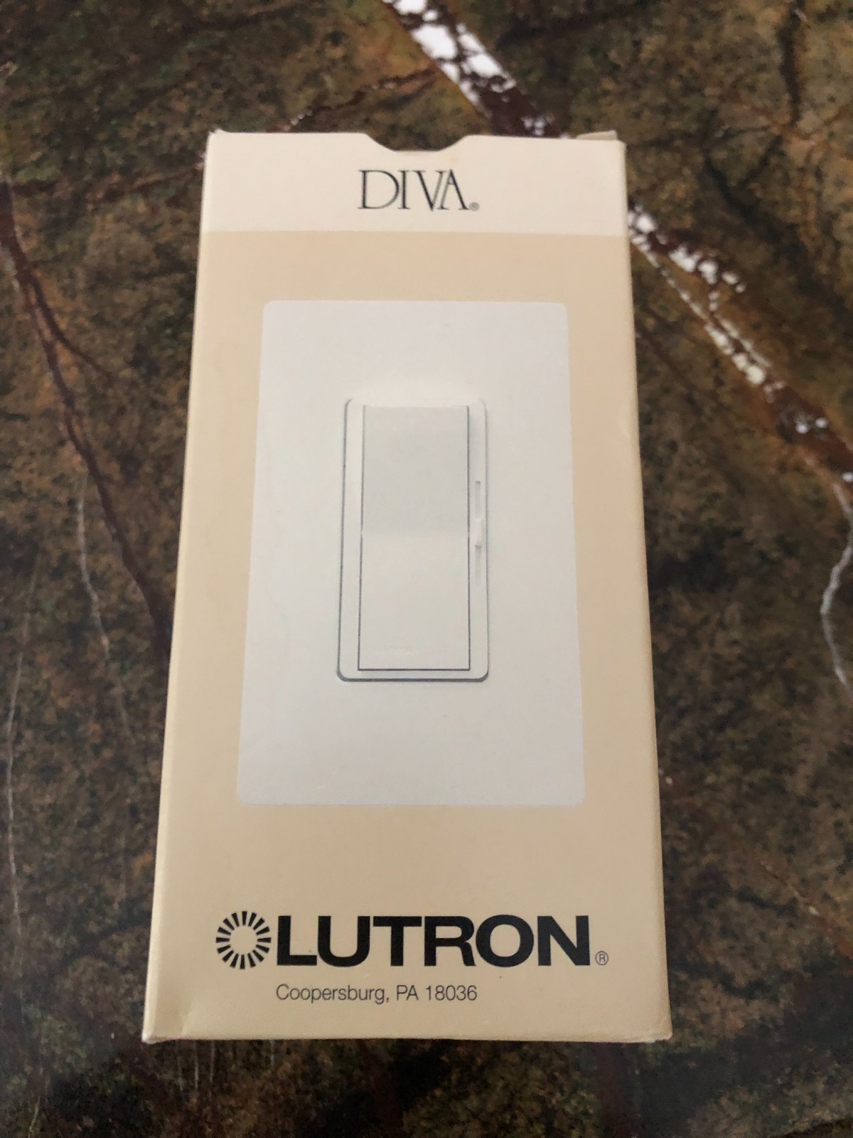 Lutron Diva light switch 3-way preset dimmer, Almond, New in Box