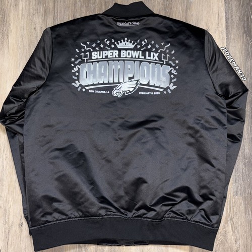 Giacca Bomber Philadelphia Eagles Mitchell & Ness Super Bowl LIX Champions Raso - Foto 2 di 7