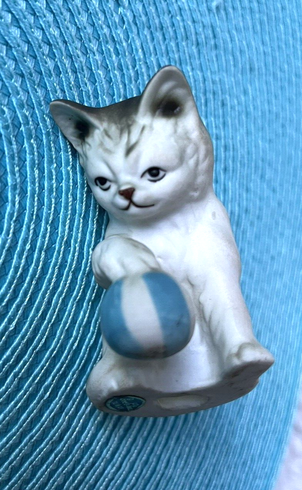 Vintage Lefton? Bone China Kitty Cat 2 in.  Playing with Ball Figurine    Taiwan