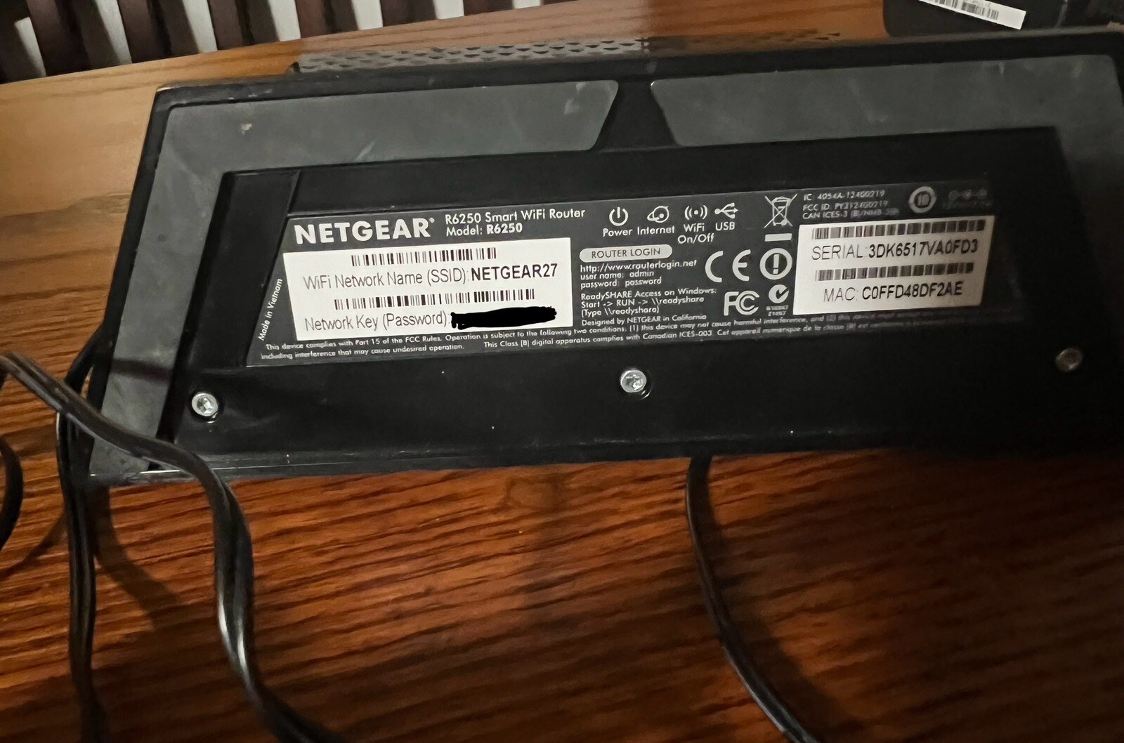 NETGEAR R6250-100NAR 300 Mb/s AC1600 Dual Band Wi-Fi Gigabit Router ...