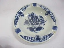 Blauw Delft Blue and White Floral Ashtray