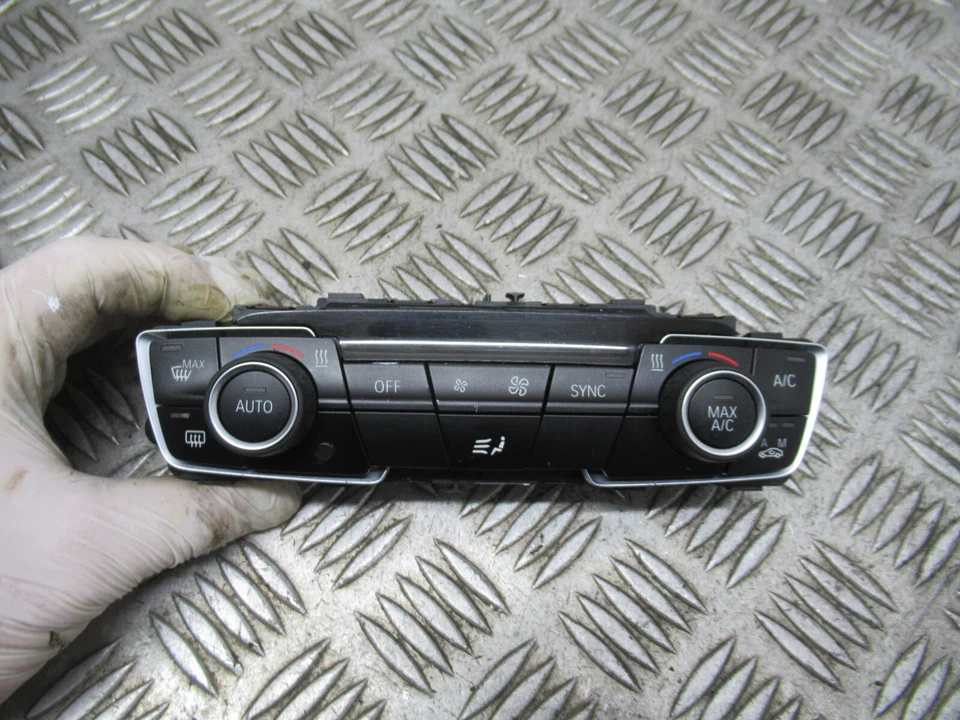 2015 BMW 2  GRAN TOURER 218I F46 MK2 A/C HEATER CLIMATE CONTROLS *10317 - Image 2 of 4