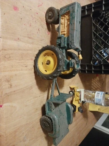 Tractor y remolque diecast Hubley 9" de colección Foto 2 de 3