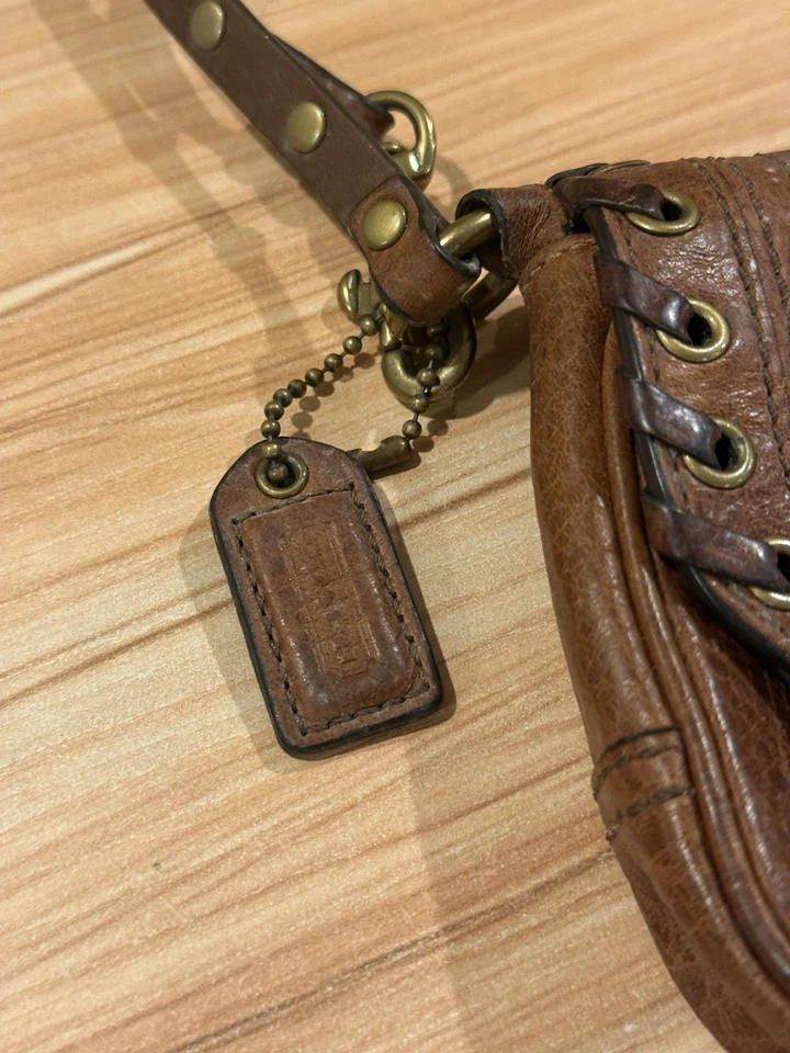 Coach Chelsea Pebbled Studded Laced Tobacco Leather Capacity Bag Wristlet RARE - Image 3 of 4