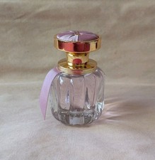 Flora Chic Artistry fragancia - una fragancia para Mujeres 2016