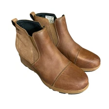 Sorel Evie II Brown Almond Leather Chelsea Boots. 