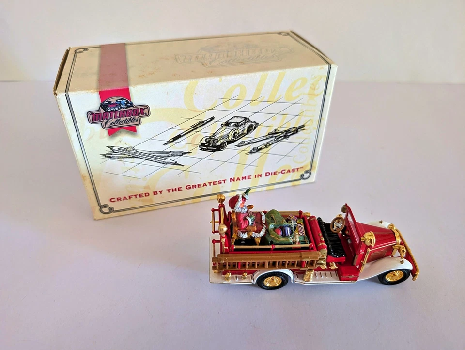 Matchbox Collectibles Models of Yesteryear YSC03-M 1932 Ford AA Fire Engine - Image 2 of 4