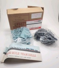Nuovo Vintage Famoso VENTI MULI TEAM ANTICO Scala Modellino Manuale Plastica Carro Cavalli 