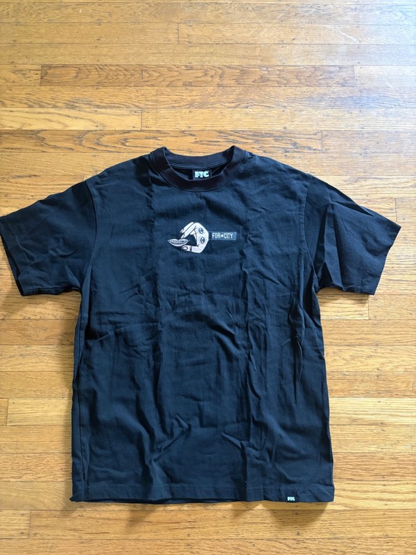 FTC skateboard shop tshirt for the city SF medium supreme