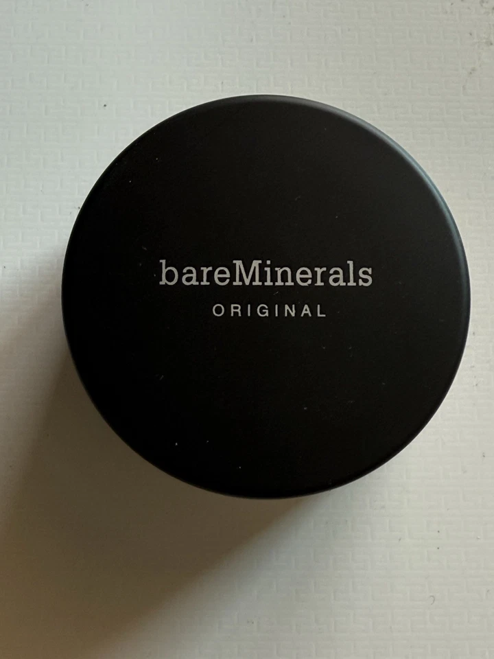 bareMinerals Original Medium Beige SPF 15 Loose Powder Foundation 8g/0.28 Oz. - Image 4 of 4