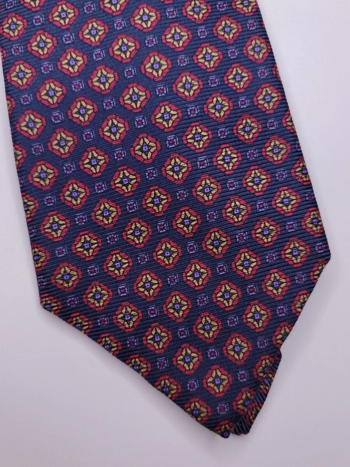 Corbata formal Damon para hombre 64"Lx3,5"W azul marino/rojo Foto 2 de 4