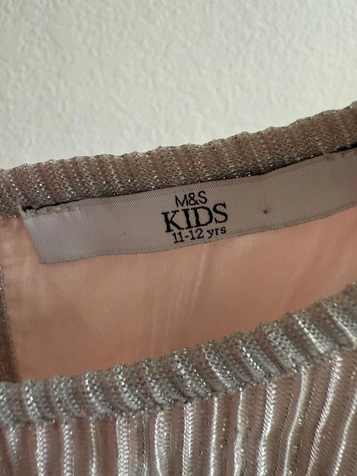 Vestido formal/festa cintilante Marks & Spencer M&S - Meninas crianças tamanho 11-12 anos - Imagem 3 de 4