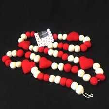 VALENTINE GARLAND Wool Farmhouse 72in Valentine s Day Decor Red H-205