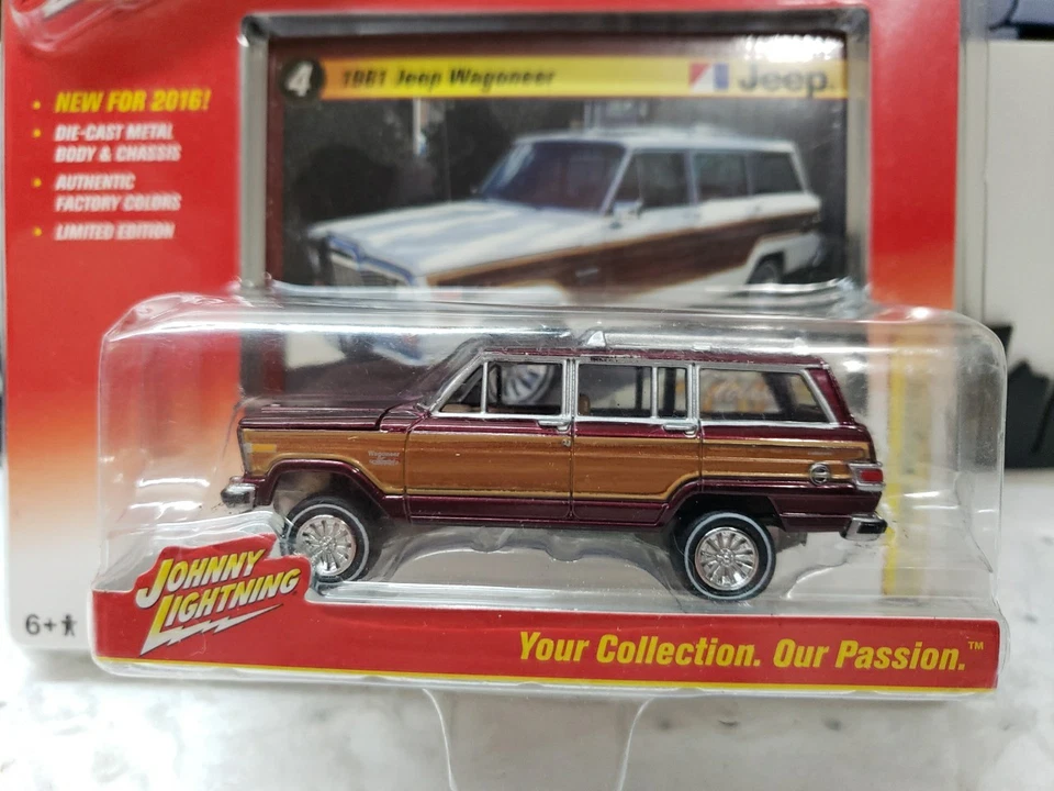 Jeep Wagoneer 1981 Johnny Lightning Classic Gold Collection con adornos de madera Foto 2 de 3