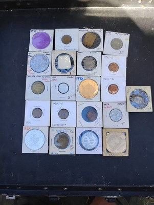 junk drawer lot tokens,coins, etc Thor token   cool etc 21 pieces in sleeves
