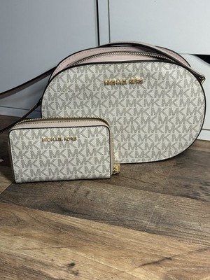 Michael Kors purse and wallet set  