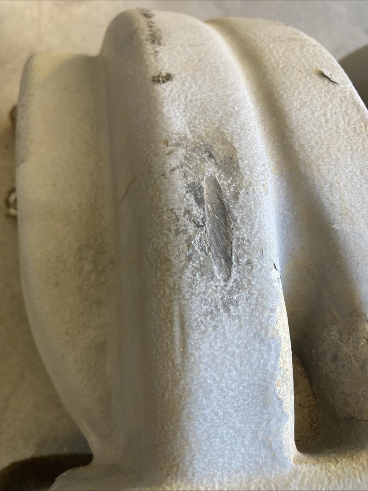 Ford F150 Bronco 1986-1987 5,0 302 V8 EFI colector de admisión superior RF-E8TE-9425-AA Foto 2 de 4