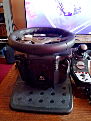 Logitech G25 Force Feedback Racing Wheel, Pedals & Shifter - COMPLETE SET