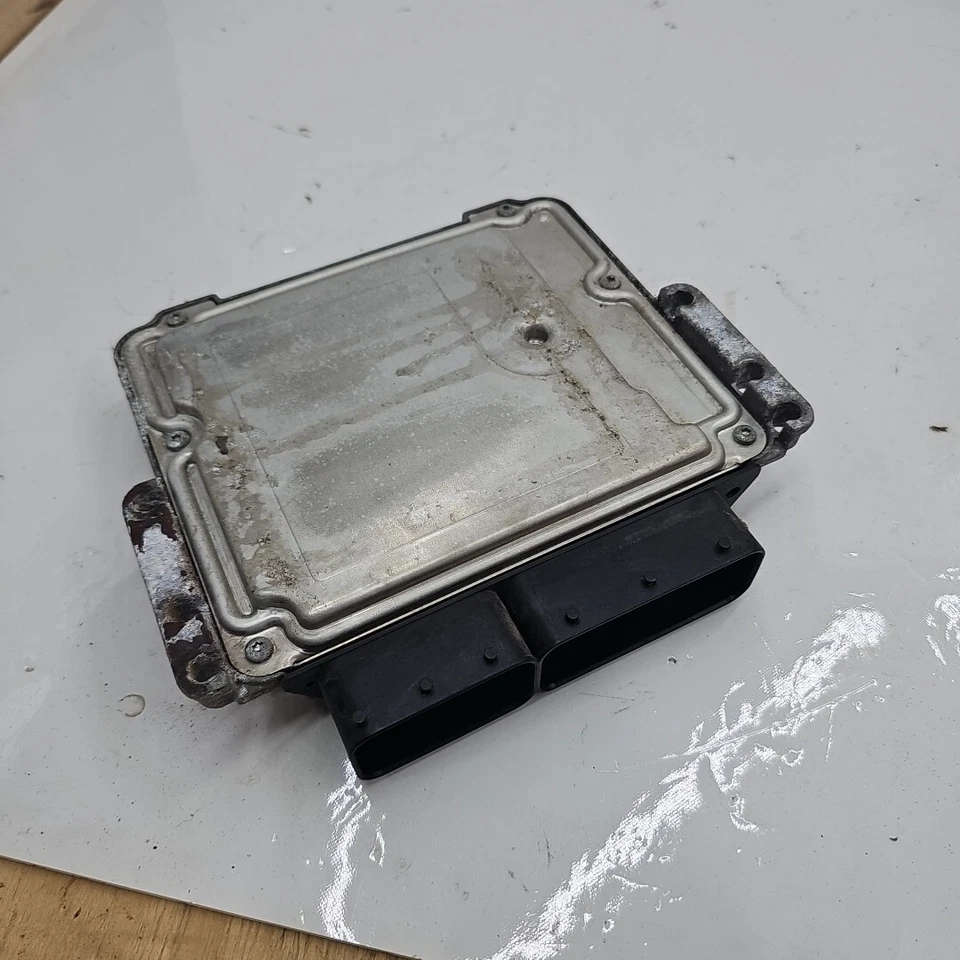 JEEP 2005-2006 LIBERTY 2.8L DIESEL 56044776AF ENGINE COMPUTER MODULE ECM ECU PCM - Image 4 of 4