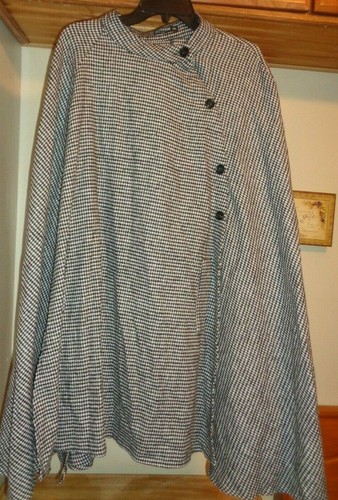 SHEIN BLACK/WHITE HOUNDSTOOTH PRINT 